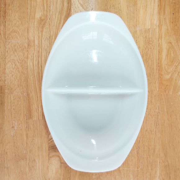 Set of 2 Divided Dishes, FIRE-KING 468 & PYREX 1063 Opal White Milk Glass, Oval - Picture 10 of 16